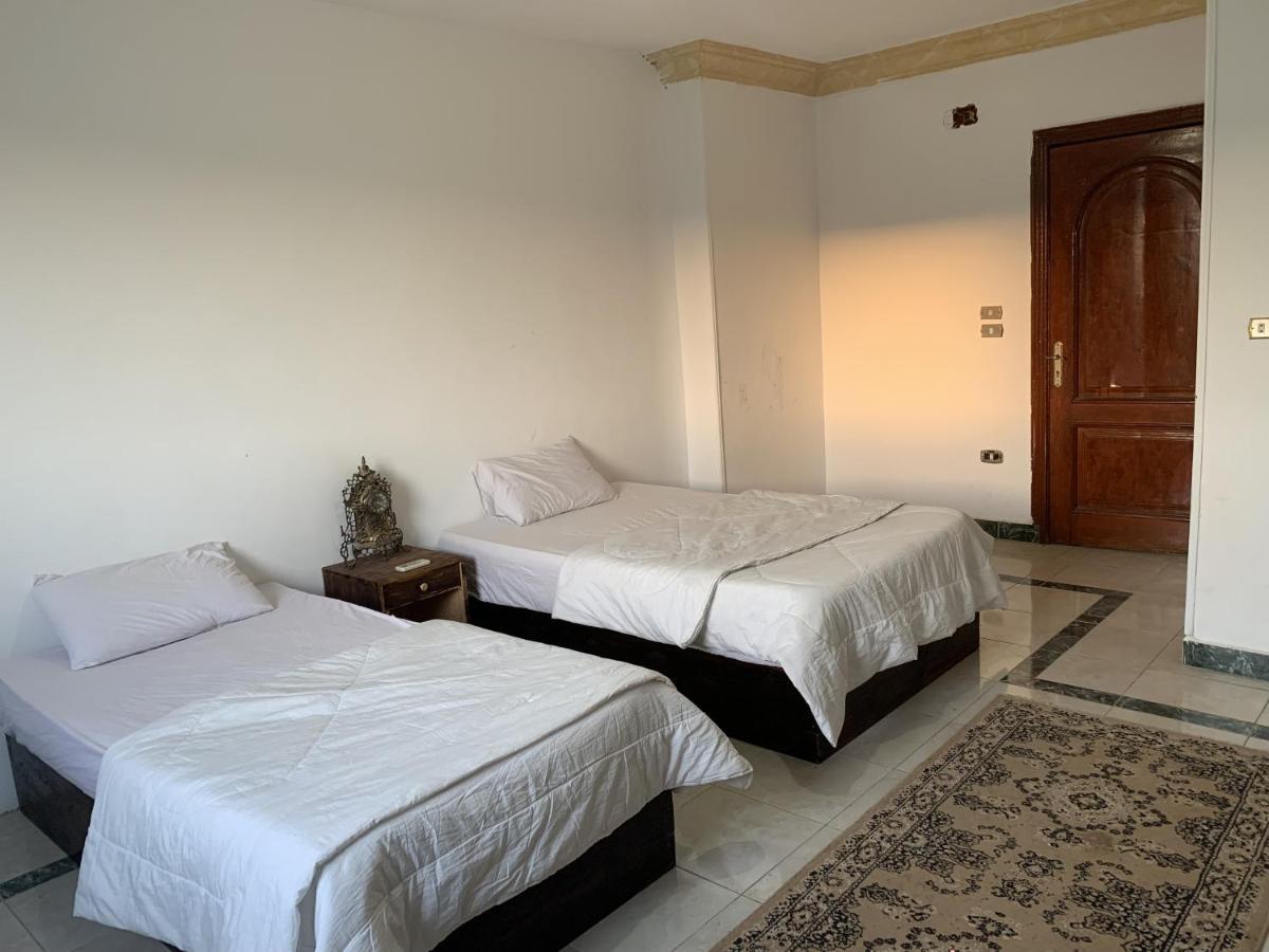 King Khufu Pyramids View Hotel Kafrat al Jabal Exterior photo