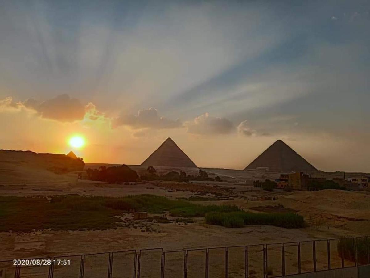 King Khufu Pyramids View Hotel Kafrat al Jabal Exterior photo