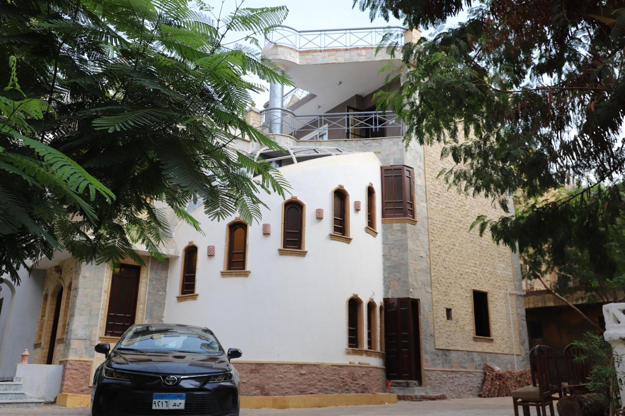 King Khufu Pyramids View Hotel Kafrat al Jabal Exterior photo
