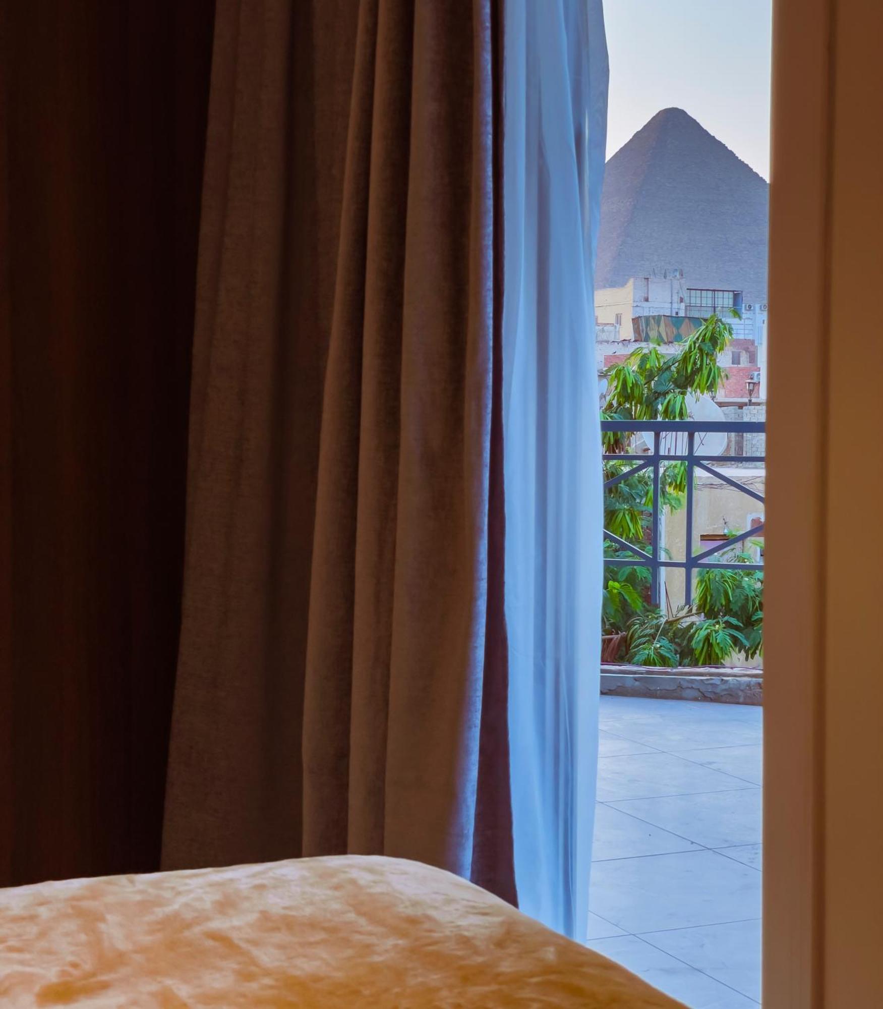 King Khufu Pyramids View Hotel Kafrat al Jabal Room photo