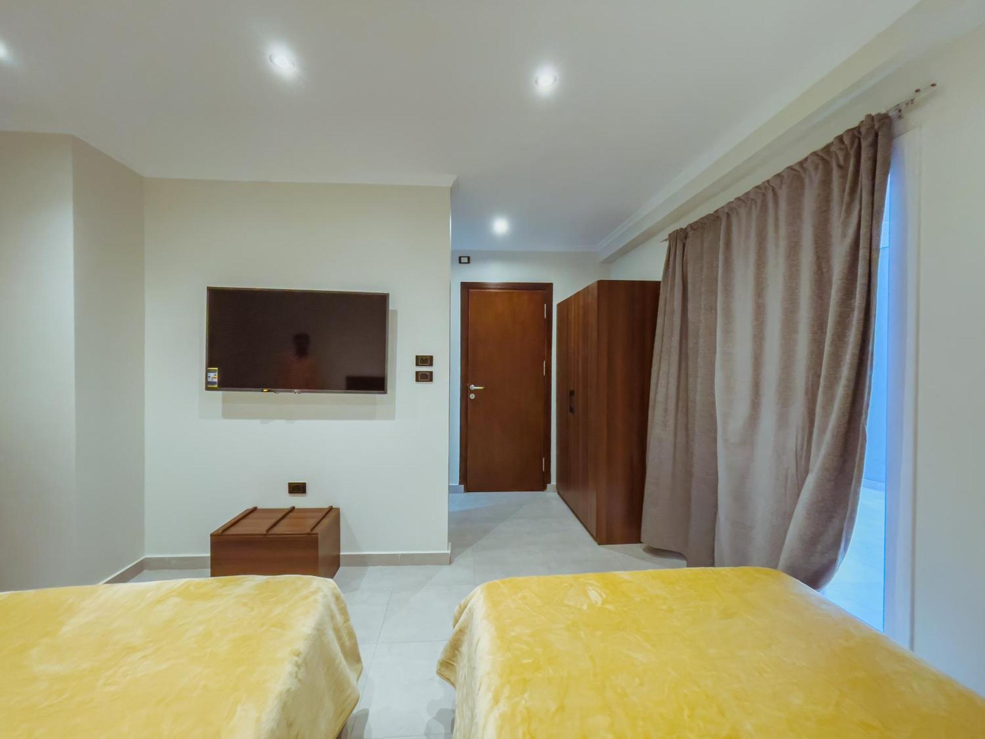 King Khufu Pyramids View Hotel Kafrat al Jabal Room photo