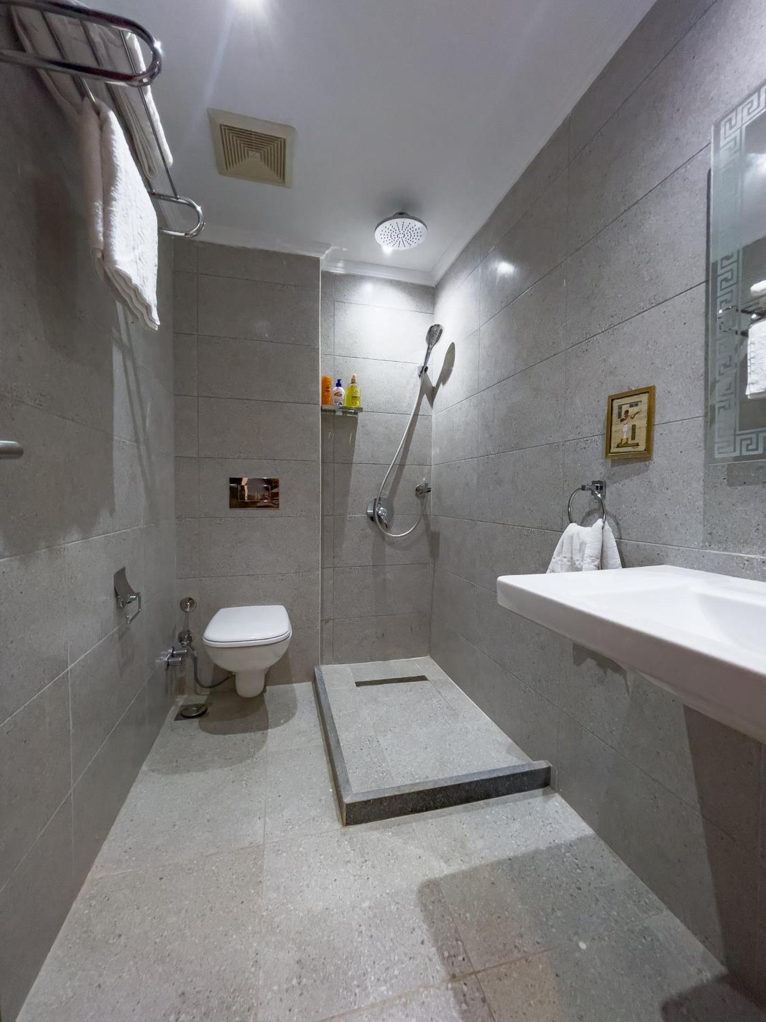 King Khufu Pyramids View Hotel Kafrat al Jabal Room photo